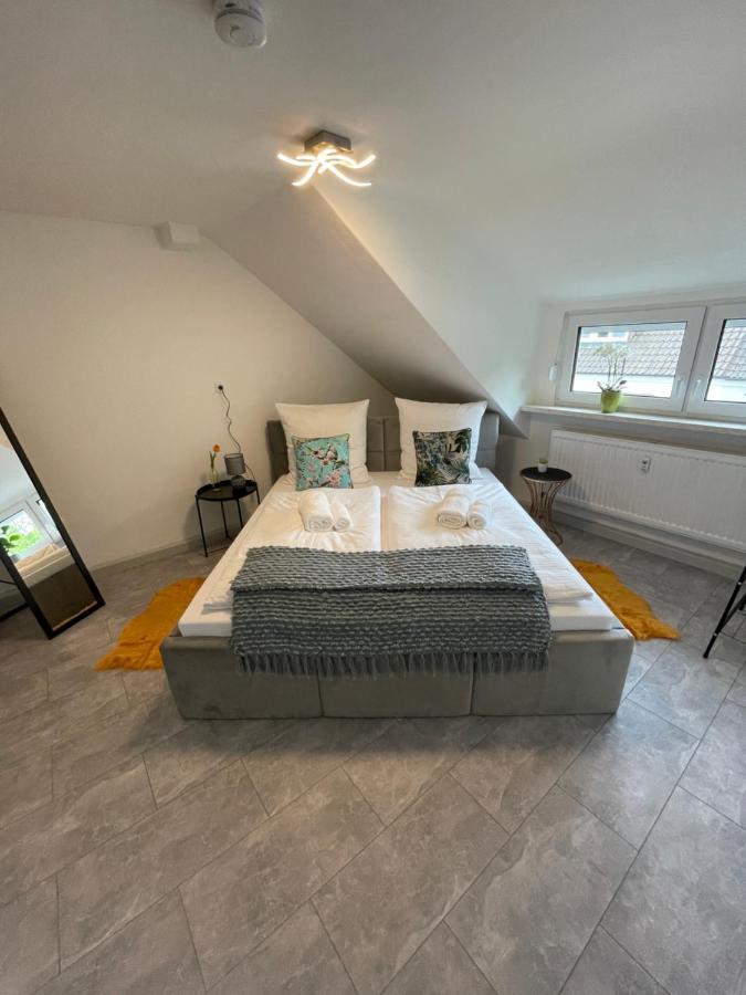 Wen Koenigsberger,Ruhige Dg-Wohnung In Weiden,2 Schlafzimmer,Parkplatz, Zentral! Вайден Екстер'єр фото