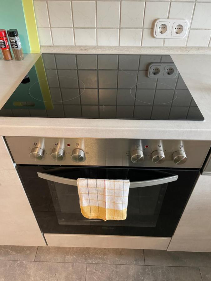 Wen Koenigsberger,Ruhige Dg-Wohnung In Weiden,2 Schlafzimmer,Parkplatz, Zentral! Вайден Екстер'єр фото